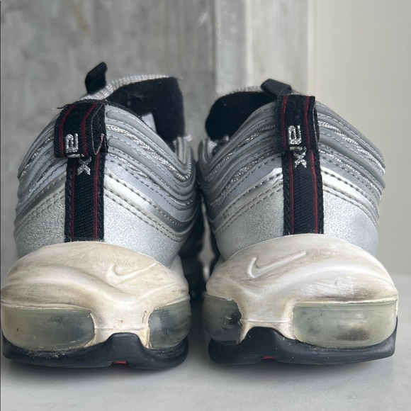 Nike Kids Sneakers - Silver and Red - Picture 6 of 8